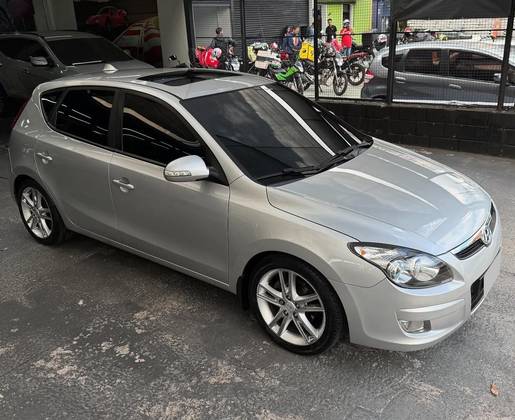 HYUNDAI I30 2.0 MPFI GLS 16V GASOLINA 4P AUTOMÁTICO HYUNDAI I30 2.0 MPFI GLS 16V GASOLINA 4P AUTOMÁTICO